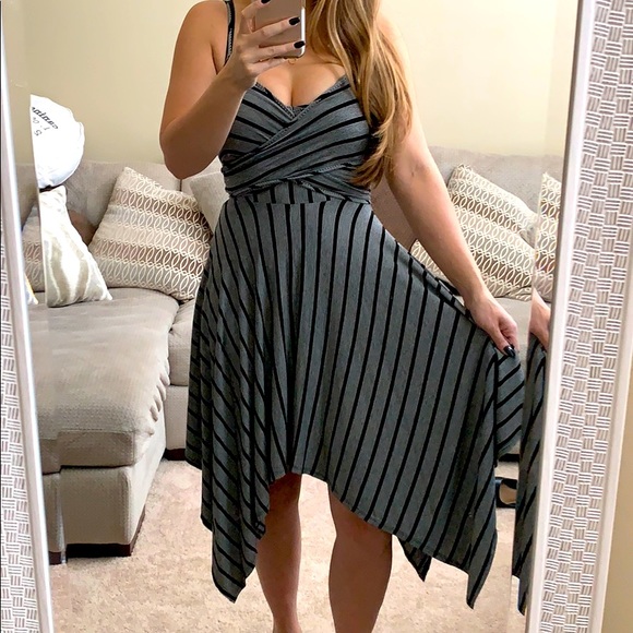 Alya Boutique Wrap Dress - Picture 9 of 11